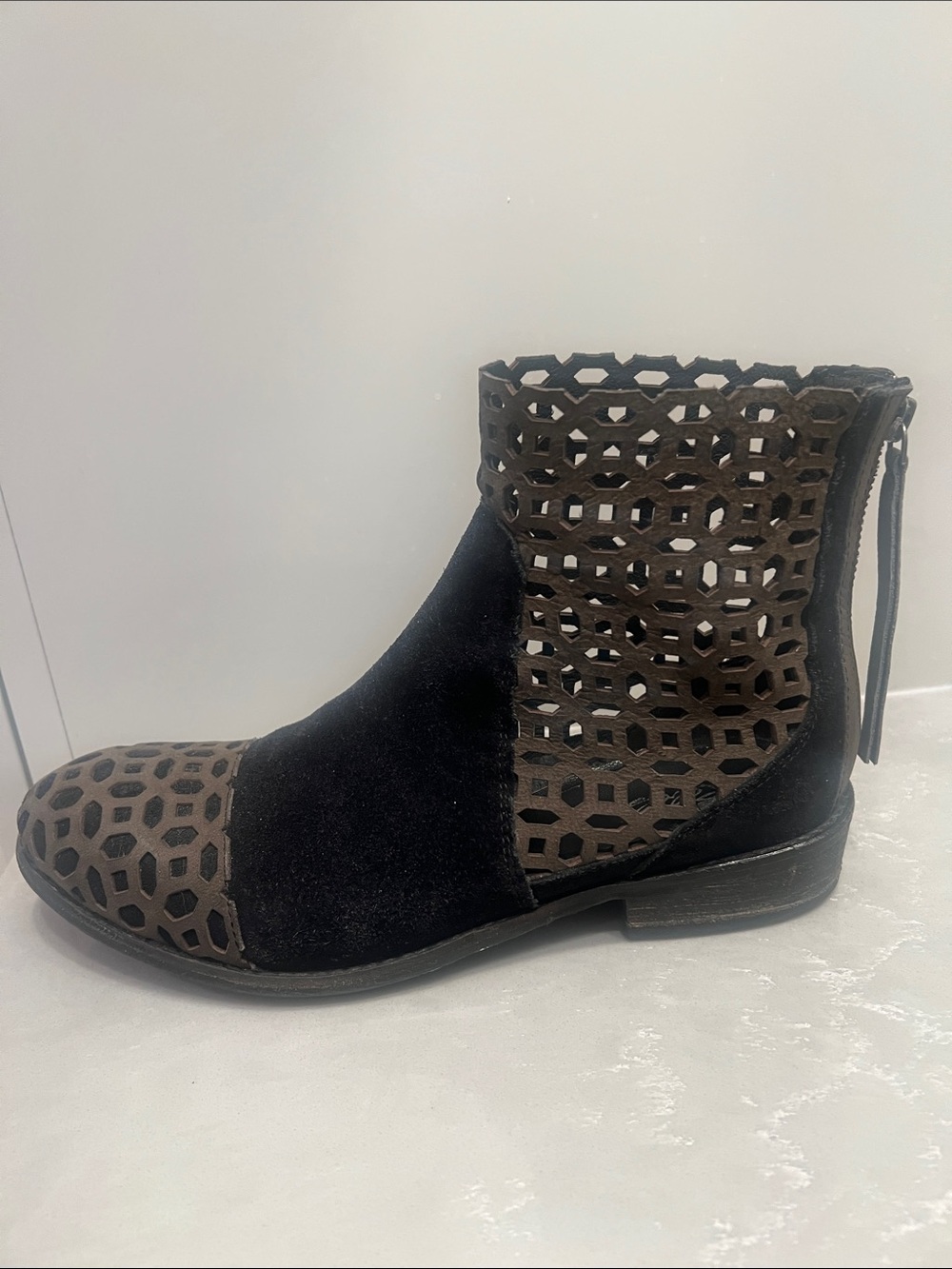 Rebels Vail Short Booties in black suede & gray leather-LIKE NEW